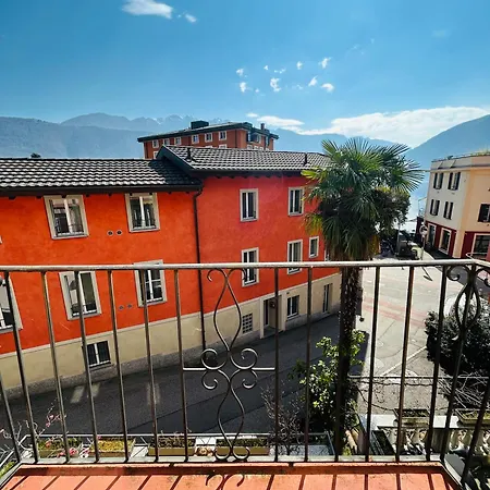 Holiday home Casa Felice Con Terrazzo A Due Passi Dal Melide