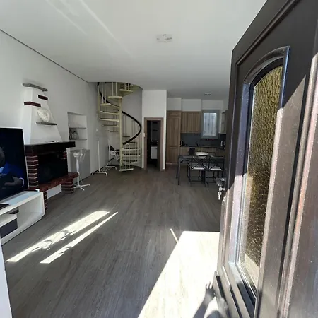 Holiday home Casa Felice Con Terrazzo A Due Passi Dal