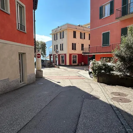 Casa Felice Con Terrazzo A Due Passi Dal