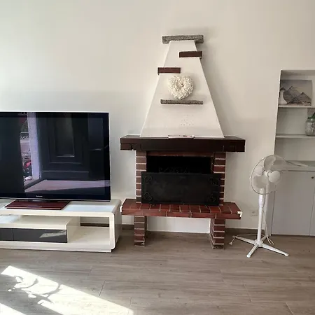 Casa Felice Con Terrazzo A Due Passi Dal Melide